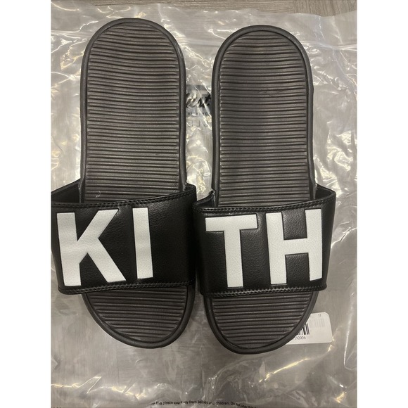 Kith Chancletas Black Size 12 (fits like an 11) NEW IN BAG  display picture 1